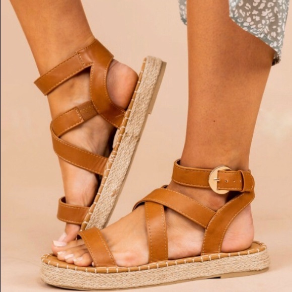 New tan strappy flat espadrilles - Picture 3 of 13